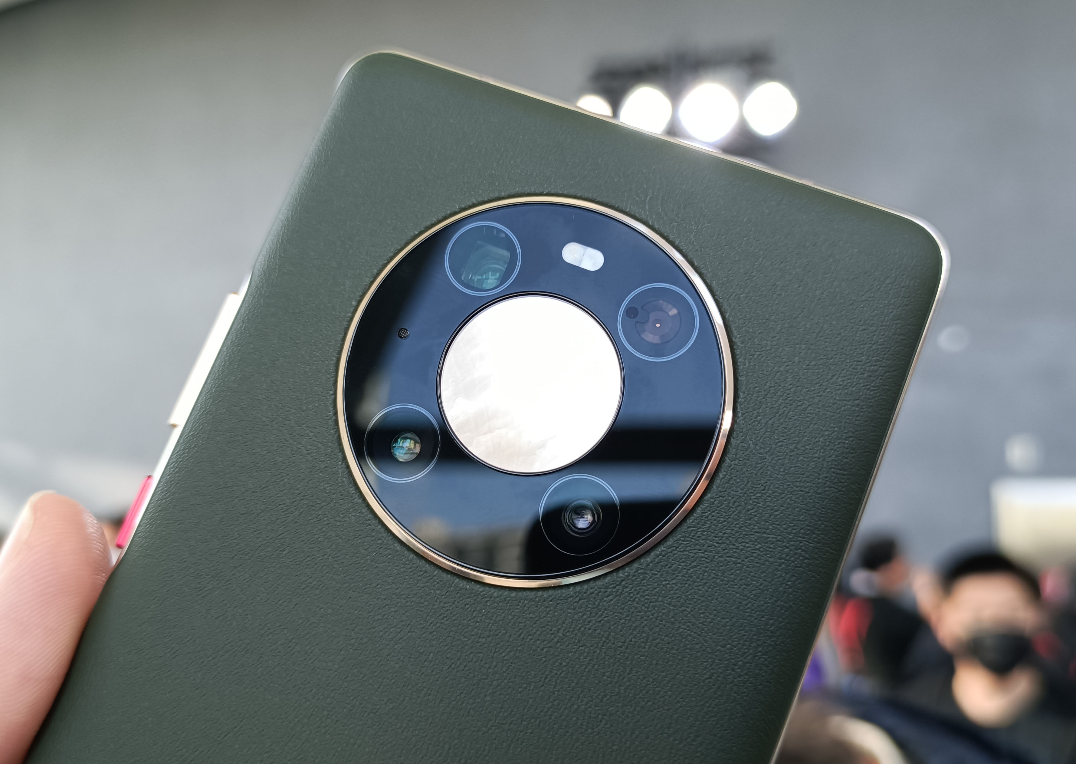 终于拿到了心心念念的iphone14pro,从华为换到苹果14pro的感受