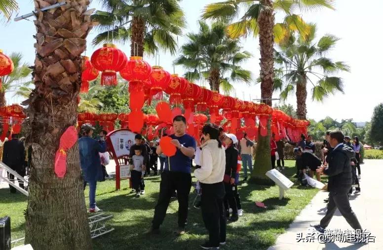 昆明弥勒人山人海,来弥勒玩人山人海