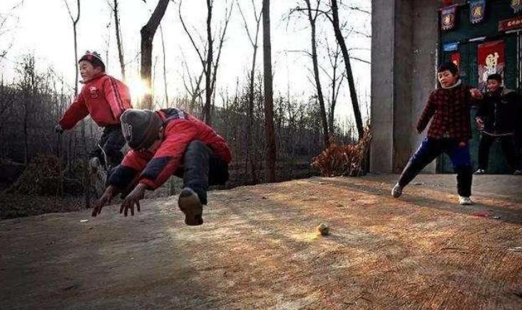 澶╂触鍎跨澶у瀷娓告垙,澶╂触鍎跨娓告垙