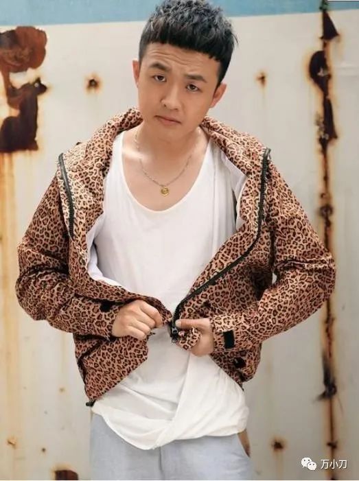 包贝尔催泪往事,包贝尔情史完整版