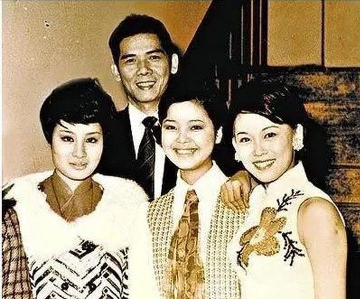 林月云两次抢闺蜜婚姻,林月云为什么对女婿这么好