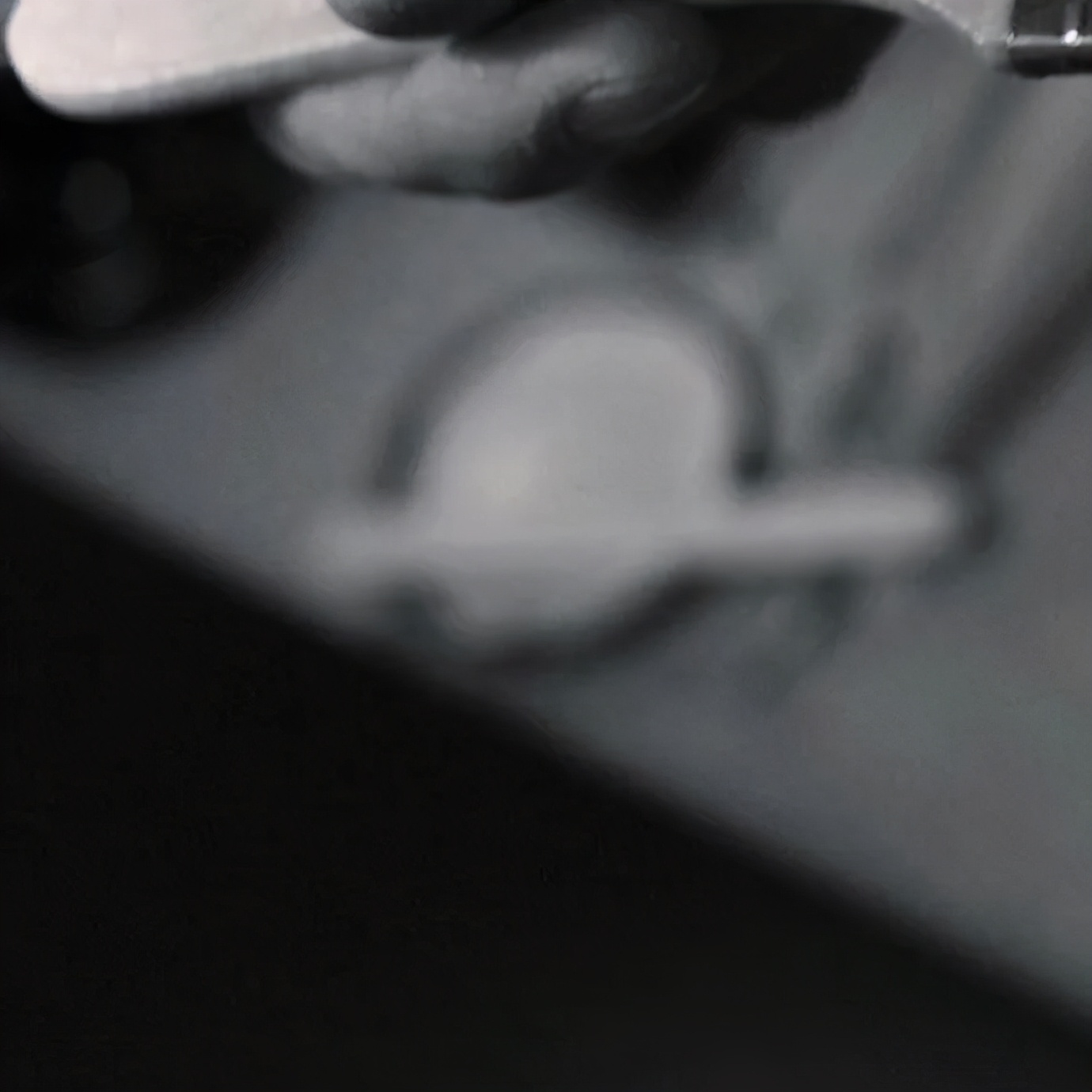 SAUVEREIGN：你听过金箔鞋跟的传奇吗？