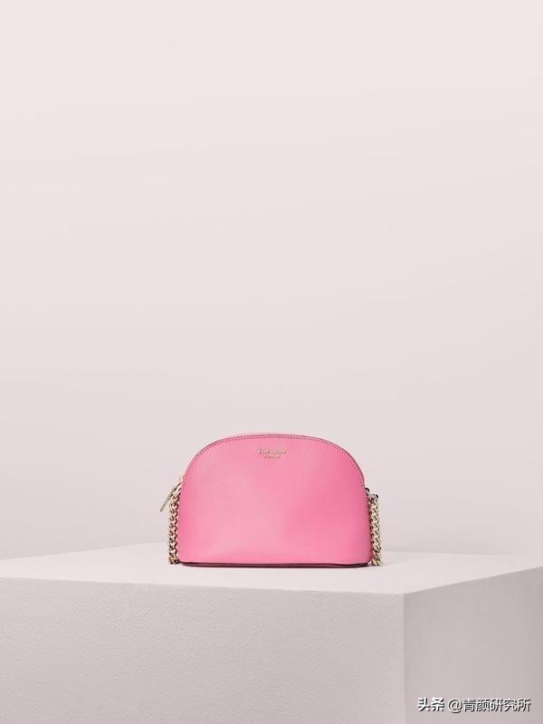 轻奢小众包包种草好看高级不撞款,10款时尚圈最受宠的轻奢包包