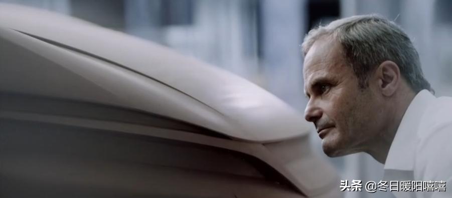 深入“黑水晶”，揭开智能超跑的神秘面纱