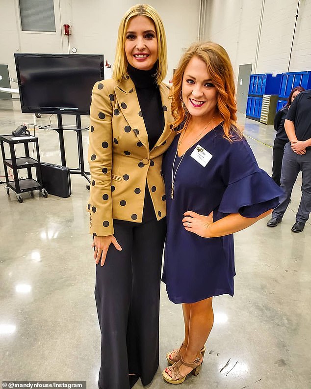 伊万卡惊艳写真照走秀,伊万卡晒婚纱照