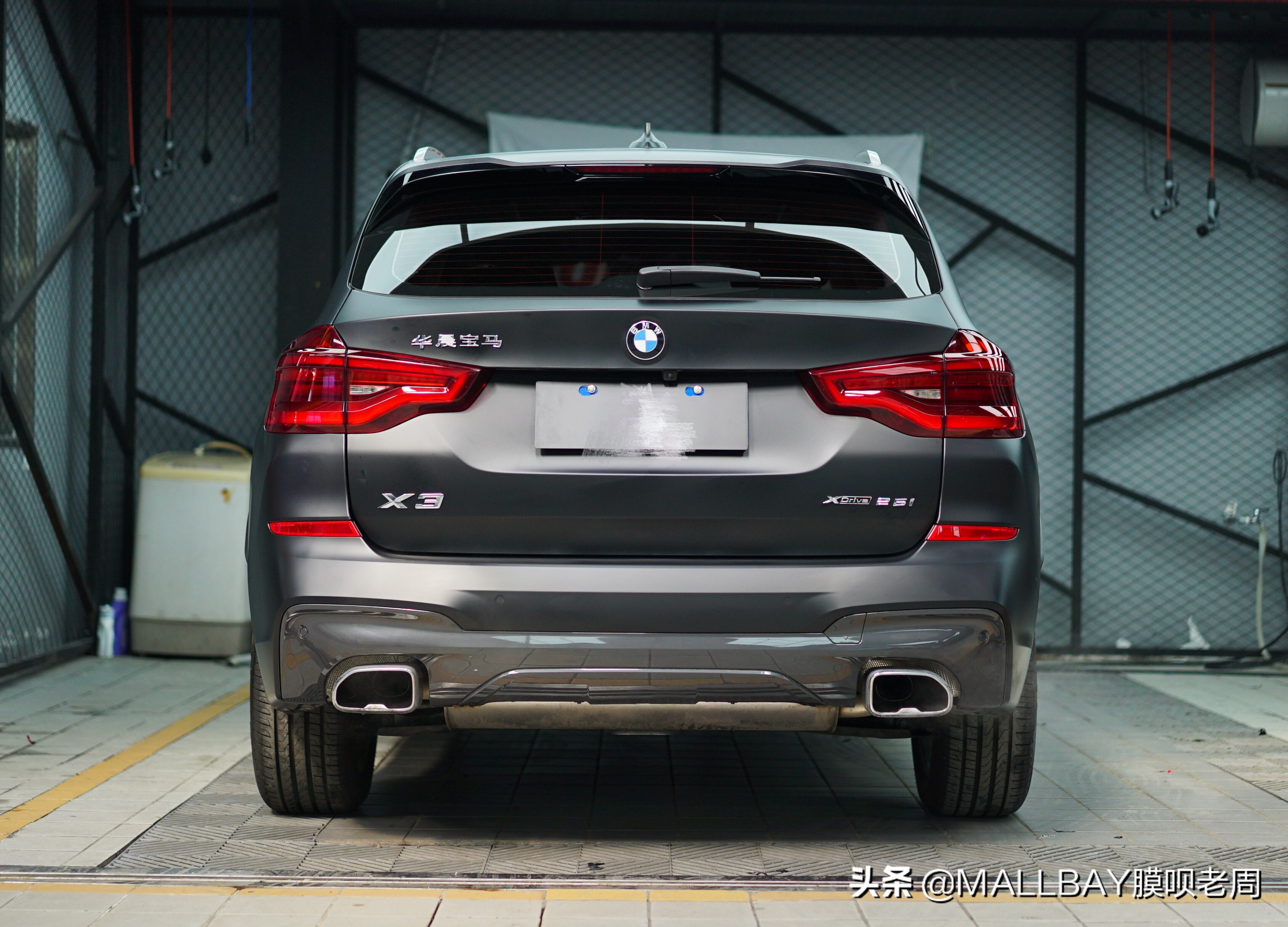 宝马x3水晶水泥灰改色,宝马x3贴膜改色