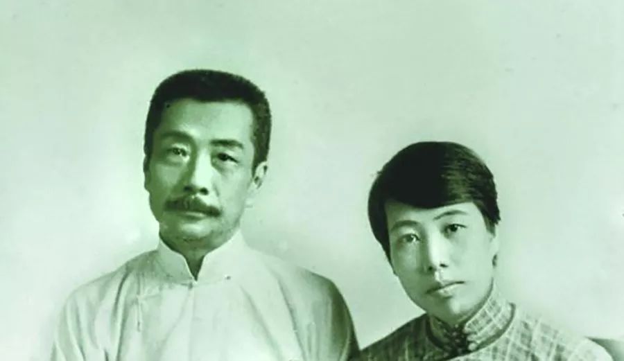 别被教你赚钱的书忽悠了，大佬们都在学习“没用”的“传统文化”