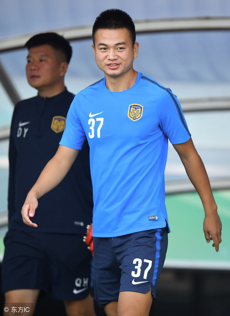 苏宁球员名单小将,苏宁球员训练