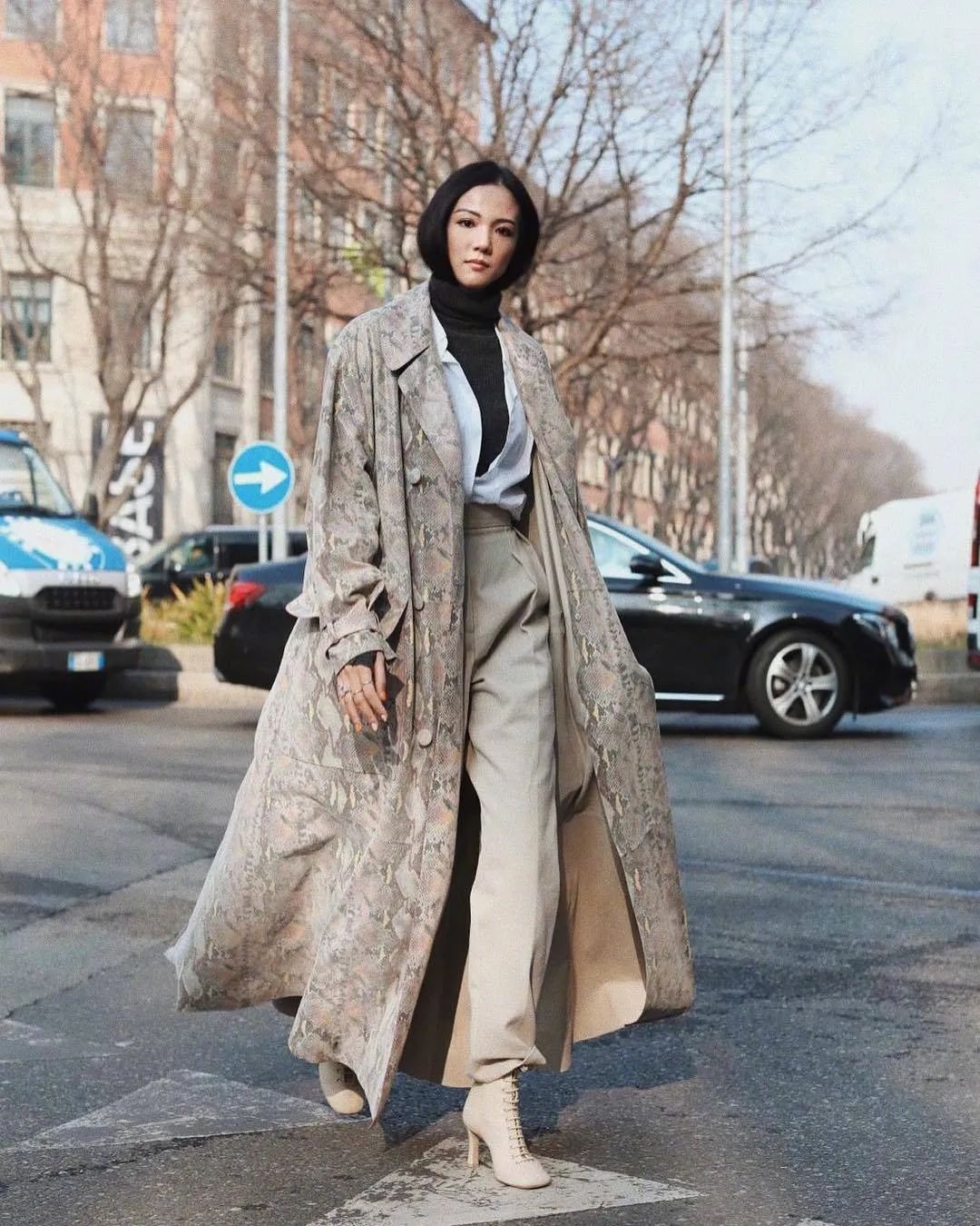 你还在买这么贵的大衣吗,买了件比较贵的大衣有些后悔