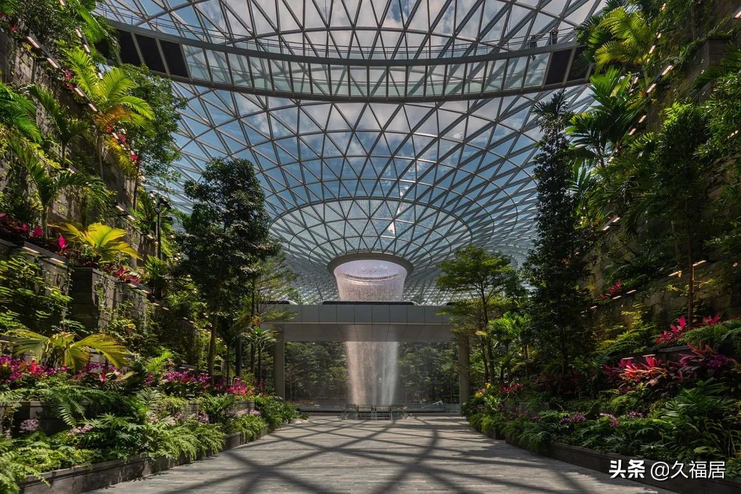 什么是超白玻璃,什么叫超白玻璃