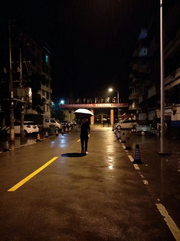 复读生自传怎么写,复读生的自传感言