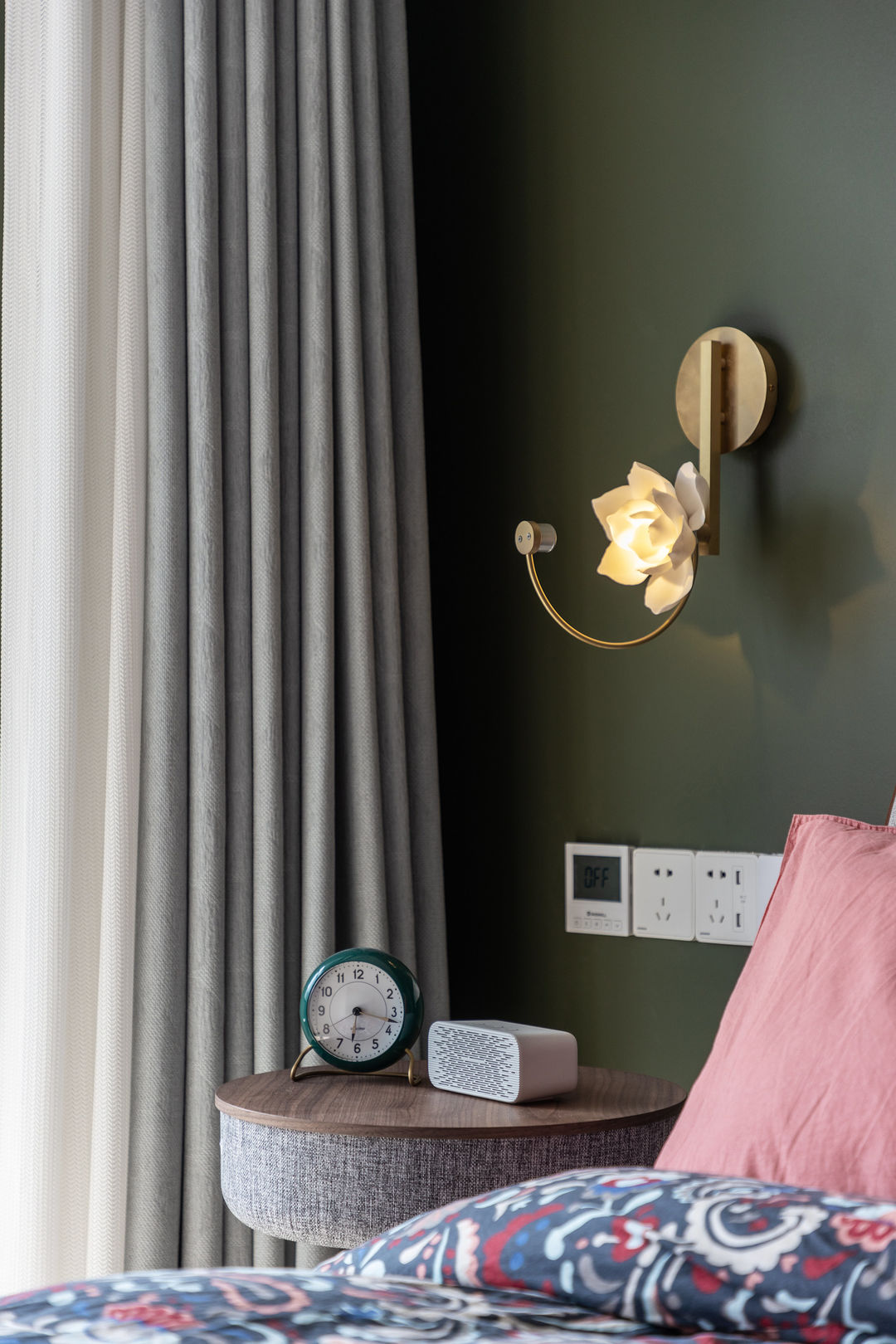 越来越多人舍弃客厅不买茶几,越来越多人舍弃电视墙