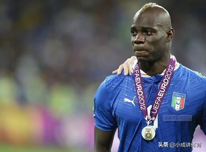 意甲巴洛特利现状,足坛十大神锋之巴洛特利