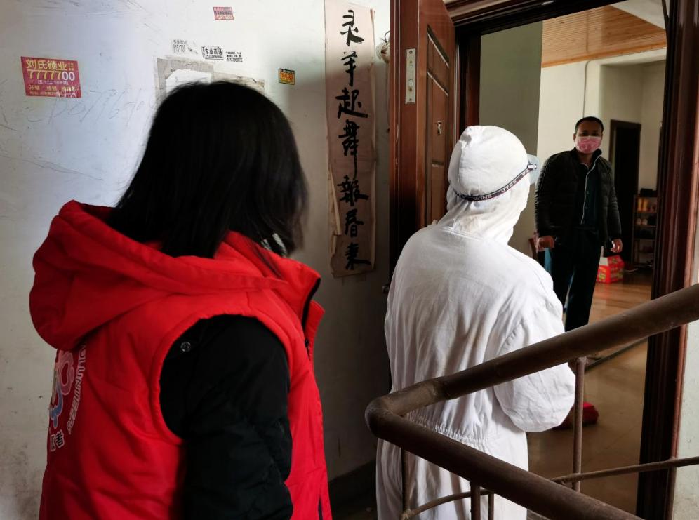 疫情防控不断档周末服务不打烊,突如其来的疫情打乱了工作的节奏