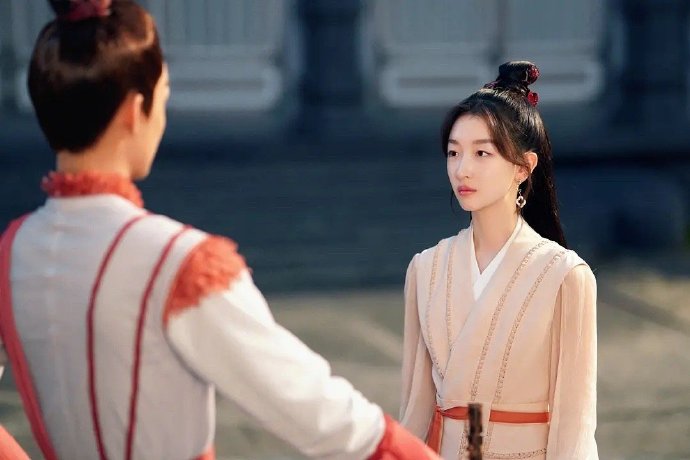 周冬雨新剧千古玦尘点评,周冬雨新剧千古玦尘热播榜