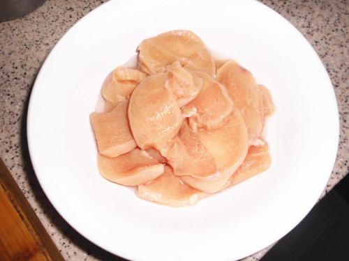 猫爪子把手抓破流血了要紧吗,猫爪子受伤是什么样的