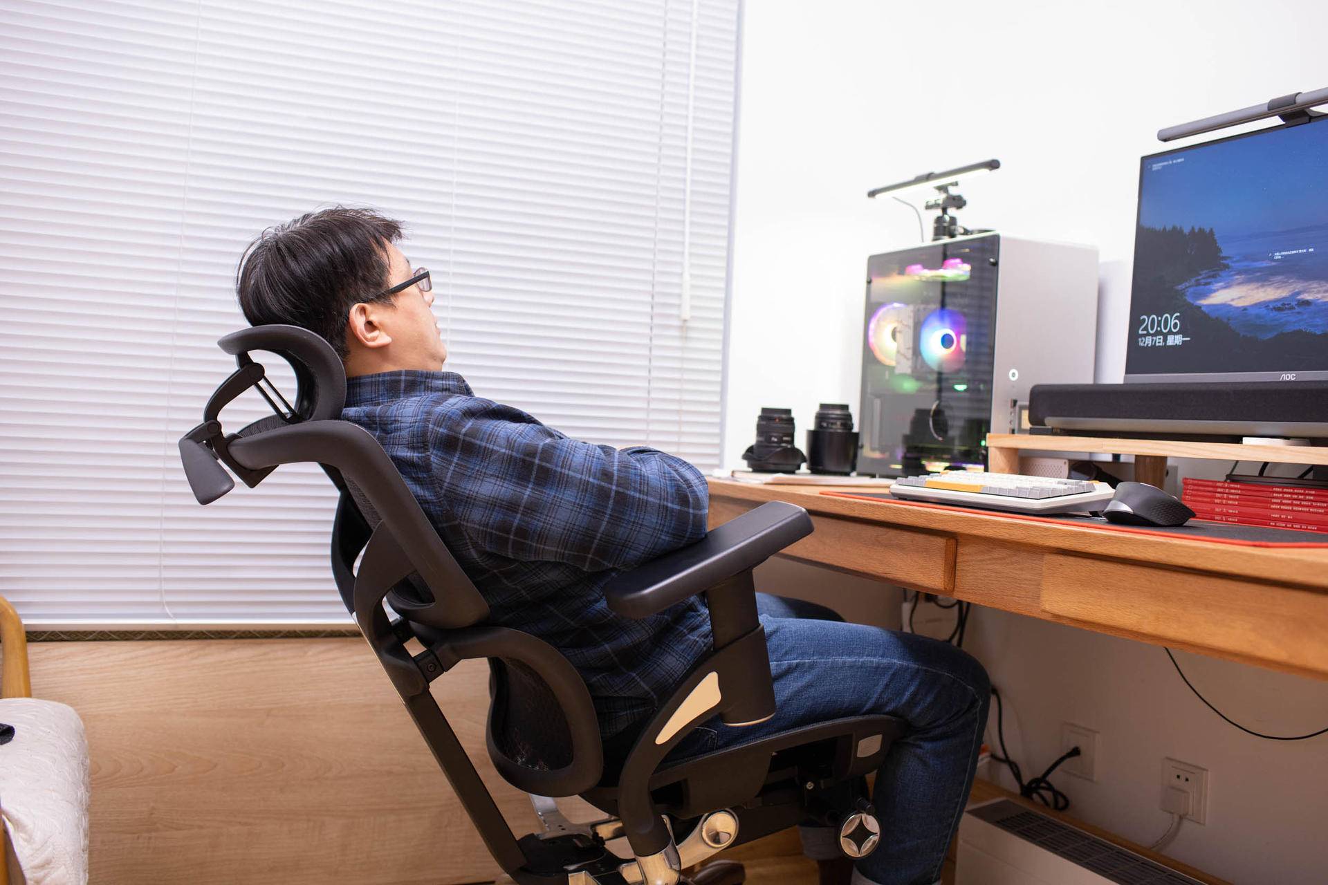 旗舰级人体工学椅,高端人体工程学椅