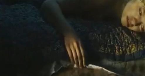 轻衾各自寒,小簟轻衾各自寒全诗