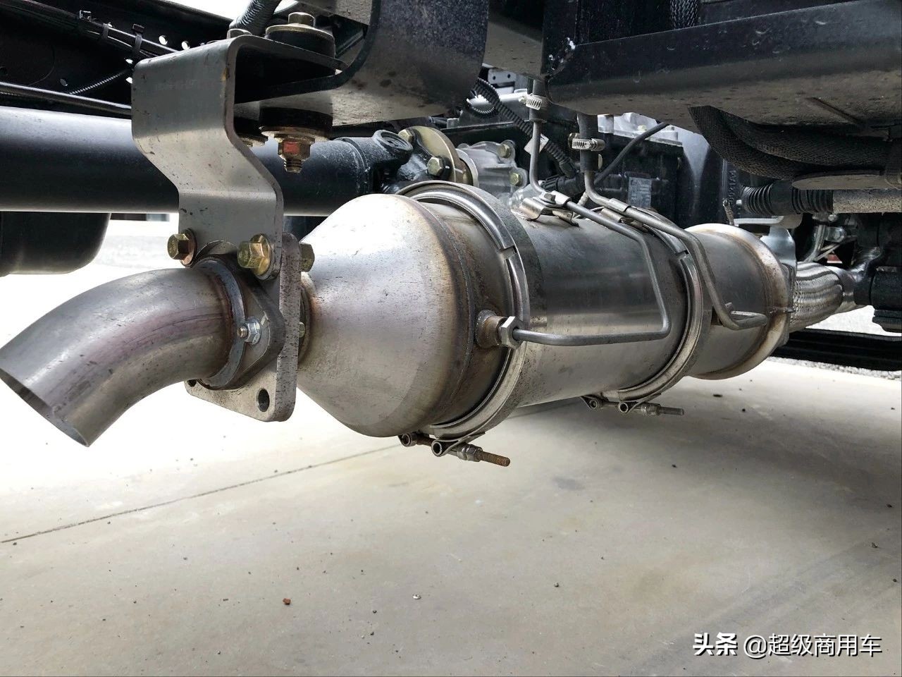 美孚黑霸王15w40ch-4跑多少公里,美孚黑霸王15w-40k40