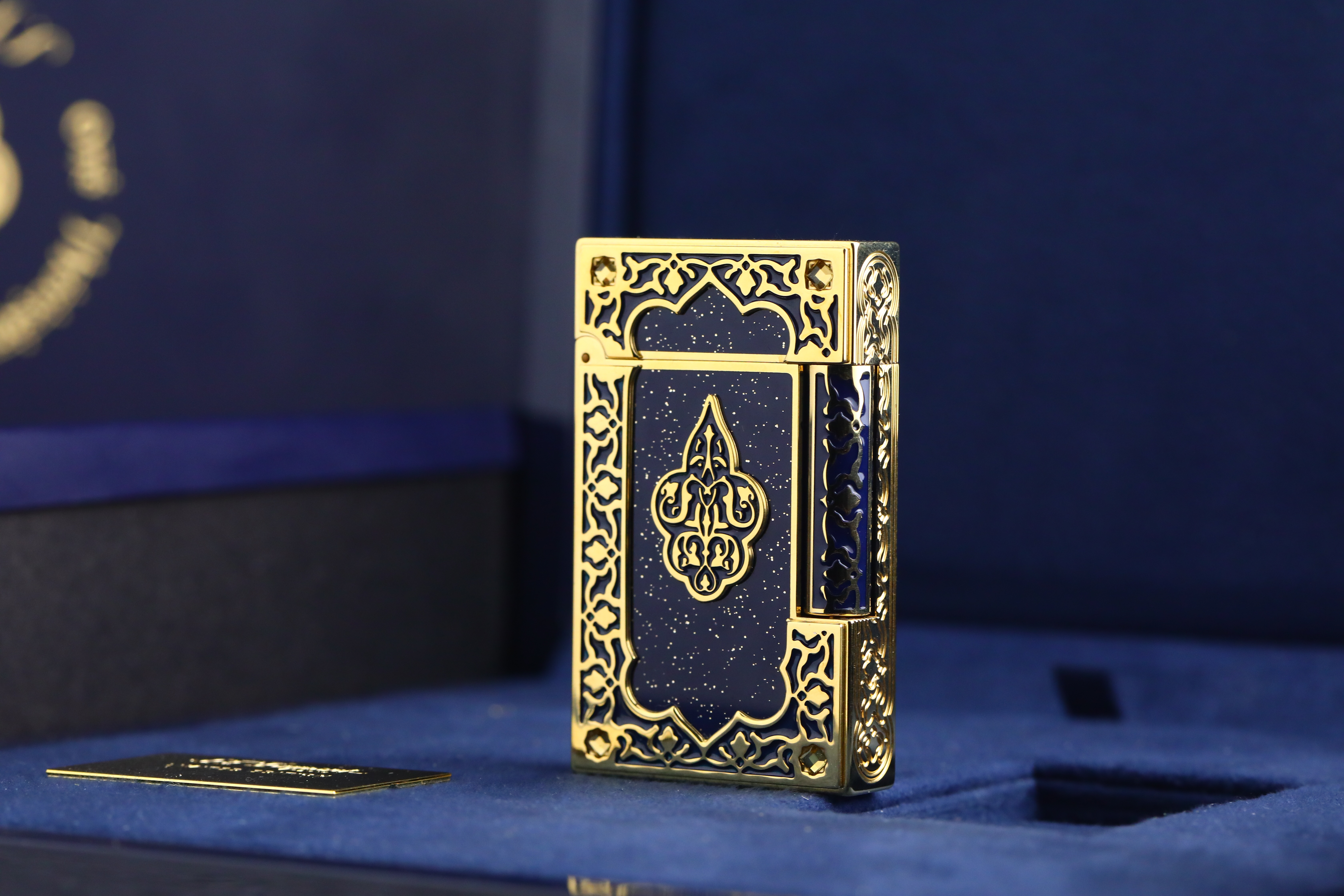 都彭限量版打火机 (都彭打火机70周年限量款)