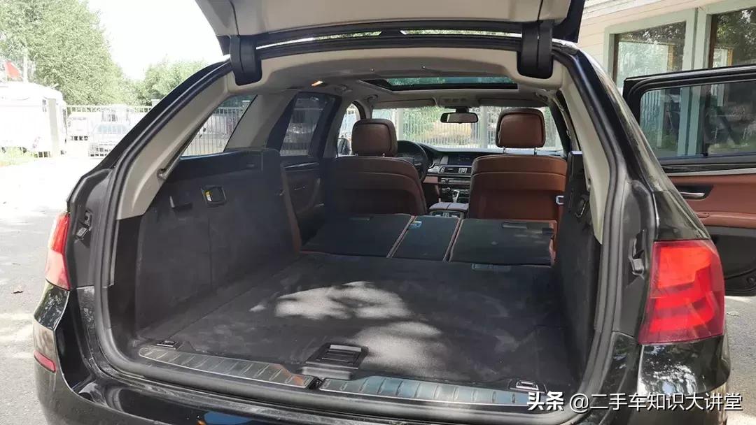 同样的价位买宝马5系还是奔驰e,最新款宝马5系值得买吗