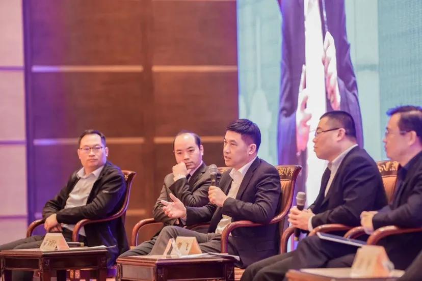 百胜软件创始人黄飞,黄飞创业经历