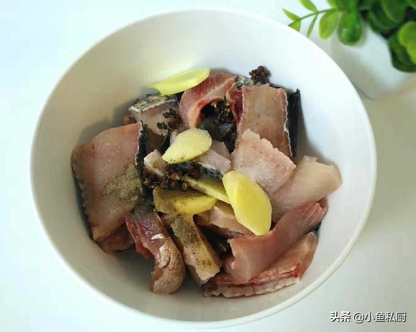 不管煎什么鱼不要直接下锅,无论煎啥鱼别直接下锅