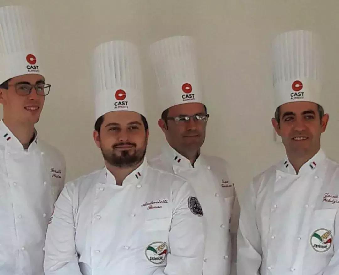 意大利是著名的时尚设计之国,意大利是真正的美食之都