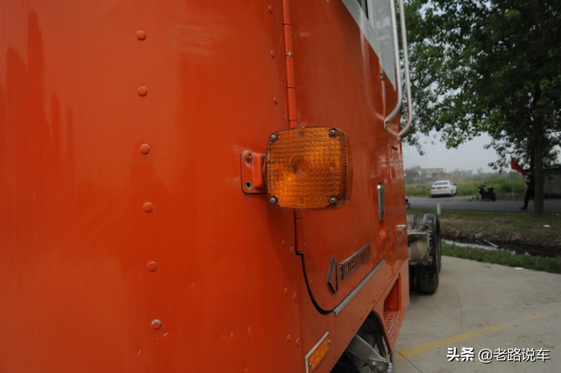 路边的经典——超级美式大平头！万国HL6482