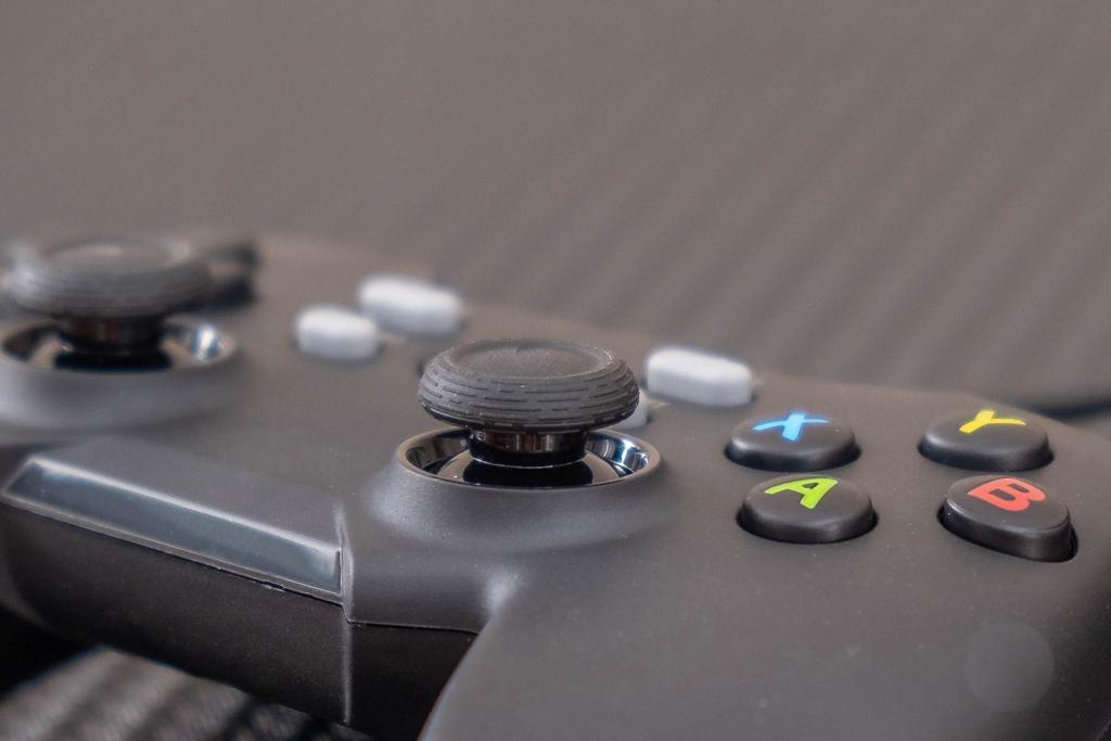 北通蝙蝠四游戏手柄能连电视吗,北通蝙蝠4手柄选哪个