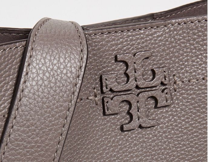 男人女人你们应该如何看待这些包，难道是贫穷限制了我的想象吗？