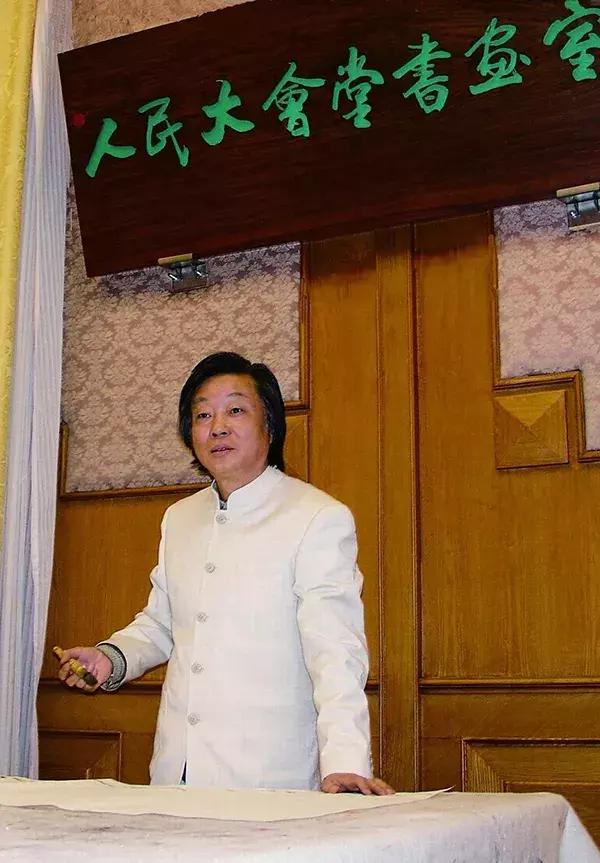 北京故宫博物院的稀世珍宝有哪些,除故宫外最大的建筑