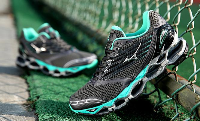 怎么知道跑鞋适不适合自己,美津浓跑鞋推荐500左右跑鞋