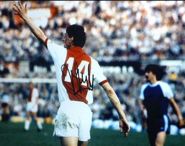 世界十大球队皇马,皇马巴萨巅峰足球战