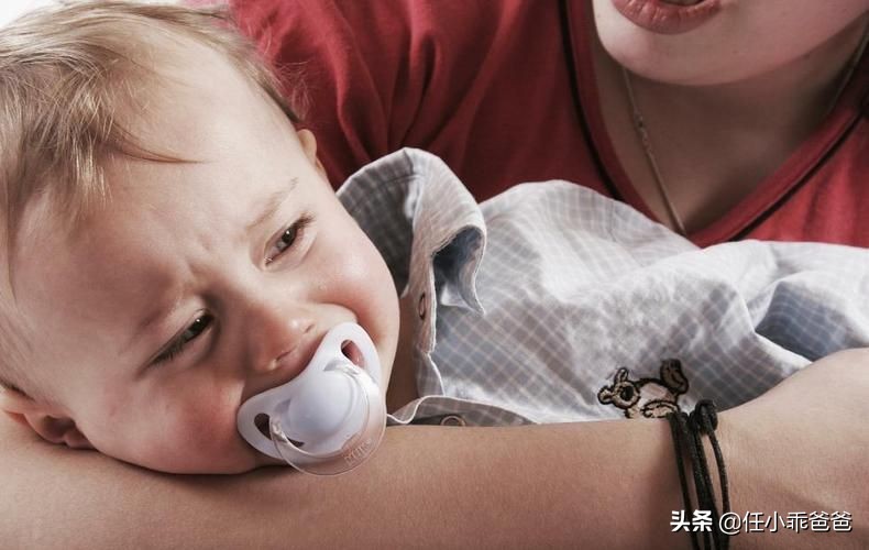 安抚奶嘴挑选的正确方法,安抚奶嘴知识大全