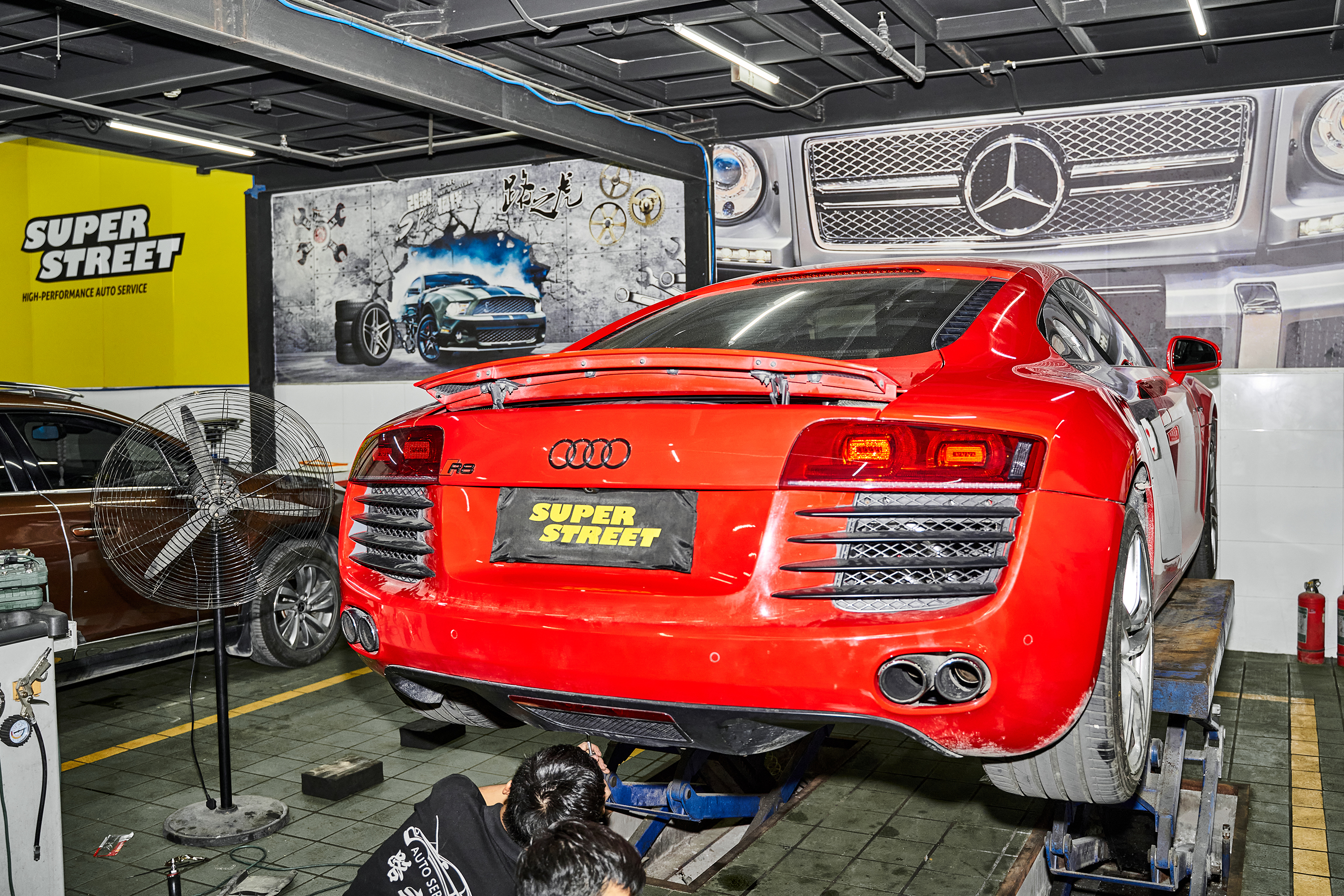 奥迪r8改装最佳效果,奥迪r8改全段排气声浪