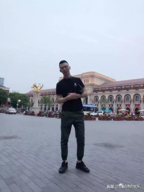 现在的男士衣服多少钱,男人穿多少钱的衣服