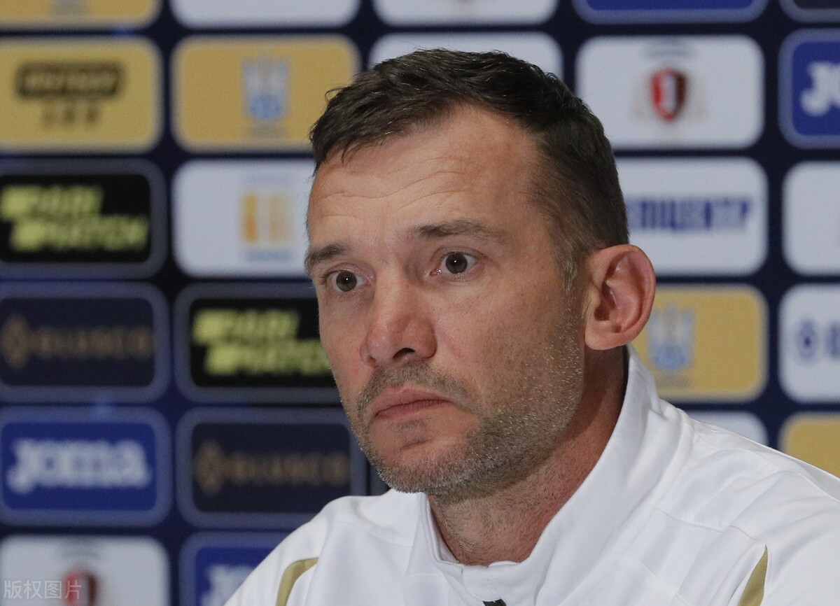 欧洲杯赛程直播cctv5,c罗欧洲杯葡萄牙vs法国