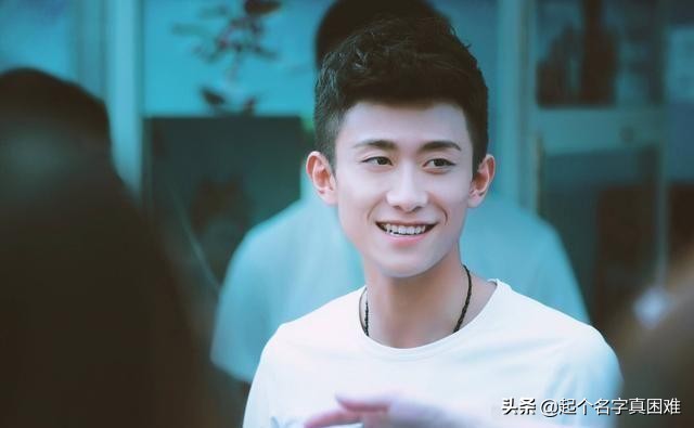 细数娱乐圈最接地气6位明星除了宋丹丹李雪健，还有一位26岁小伙