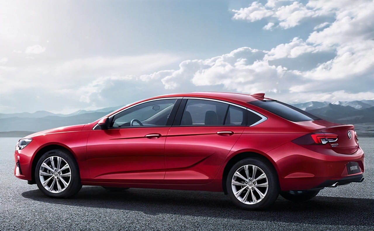 别克君威2015款1.6t精英技术版,别克君威车型哪款性价比高