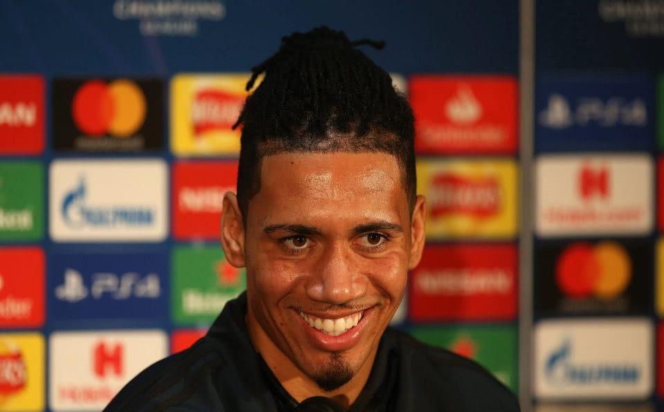 曼联打法慢动作,曼联战术打法大全