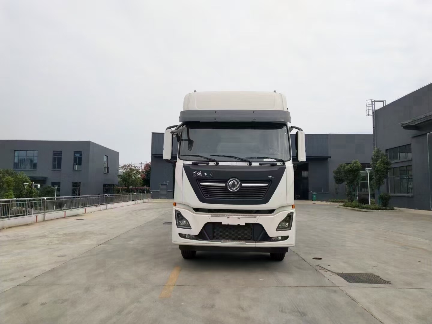 程力散装饲料车,散装饲料运输车程力