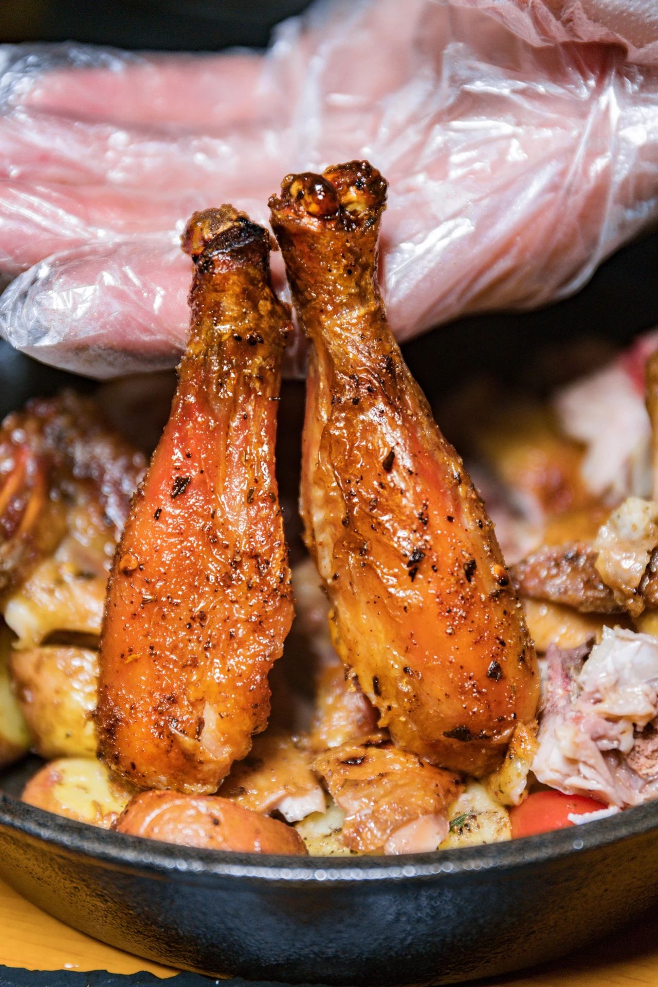 重庆第①家正版餐酒博物馆来了！1000+酒水，50+简餐，嗨翻16h