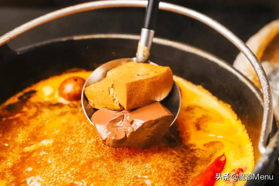 把台式锅物带来魔都，将温暖与美味传递给来到这里的客人