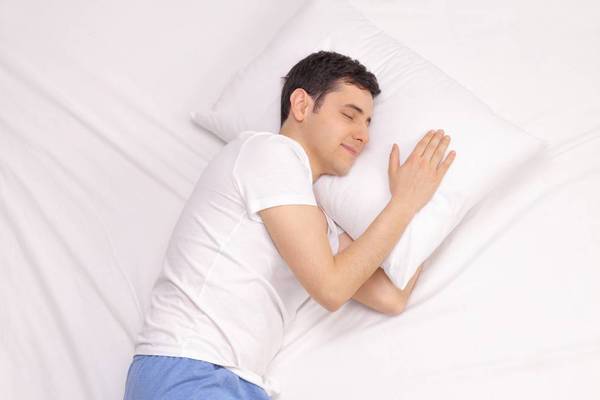 未婚乳房溢液是什么原因,乳房溢液二十多年怎么回事