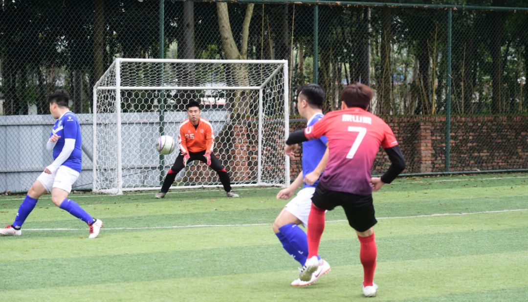 五人制足球战术与基本技巧,五人制足球守门员100个技巧