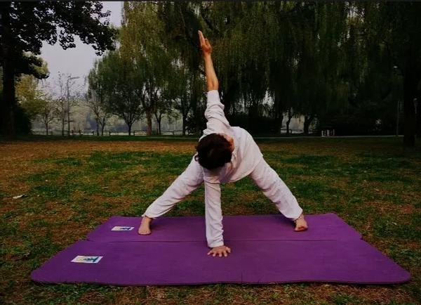 乘风破浪的瑜伽姐姐,乘风破浪的姐姐高空瑜伽