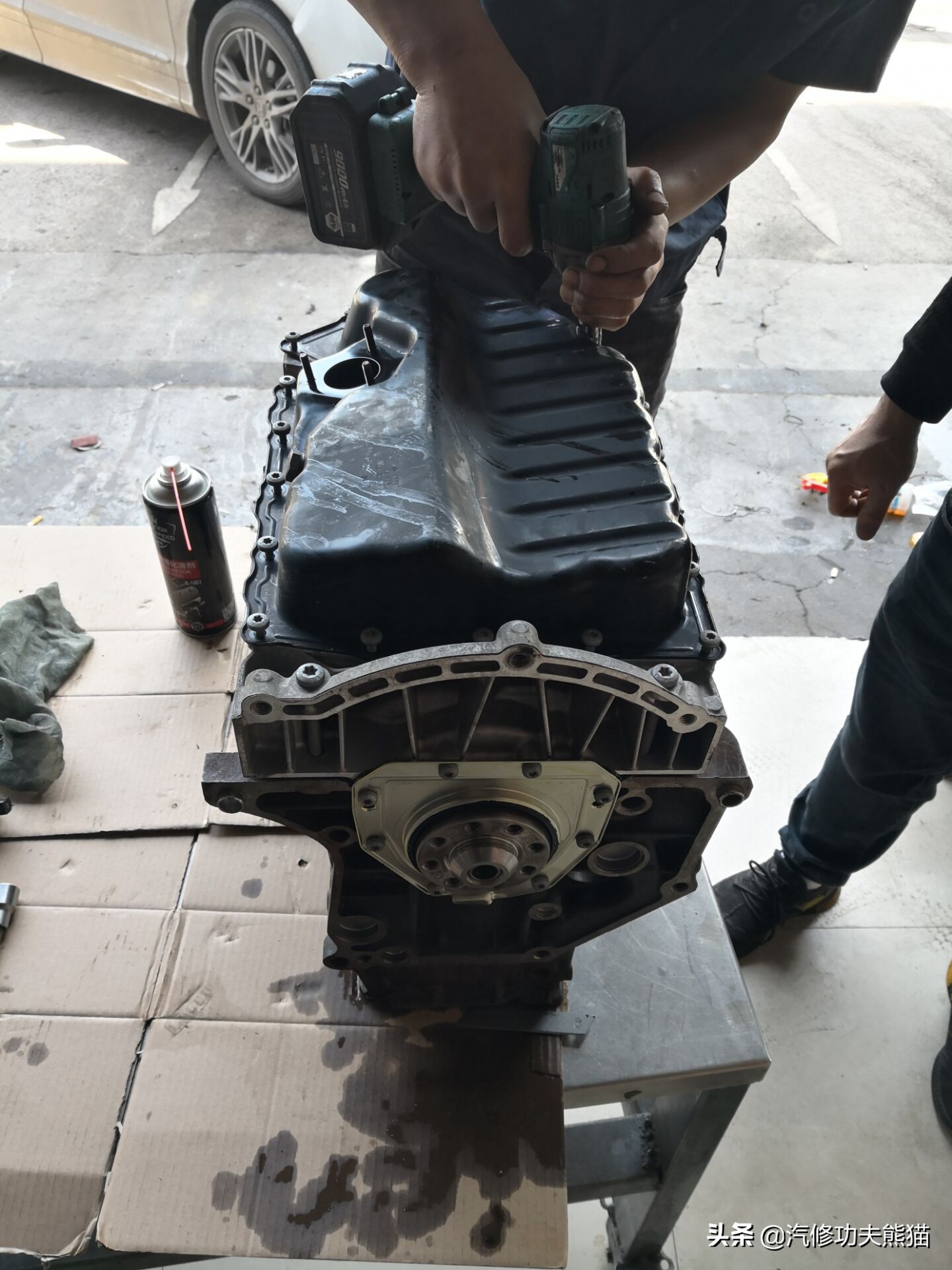 大众夏朗烧机油用什么燃油宝,2012款夏朗2.0t烧机油怎么处理