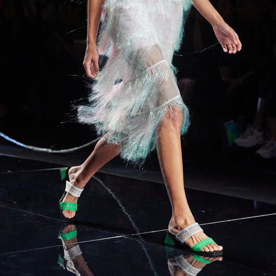 2020ss时装周星际时尚之夜,2019ss上海时装周万圣节