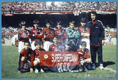 梅西c罗成长之路,球星成长史